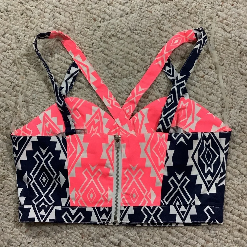 FLYING TOMATO Aztec Print Back Zip Crop Top SZ-S - Picture 6 of 11